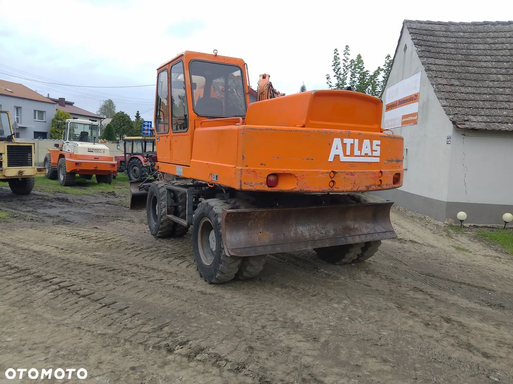 Atlas 1404 - 10