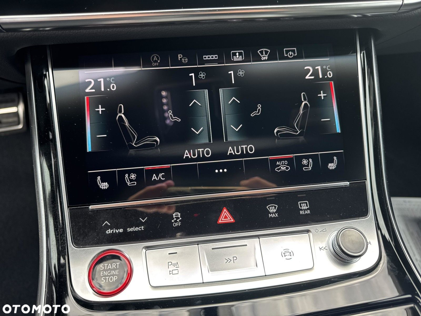 Audi S8 - 24