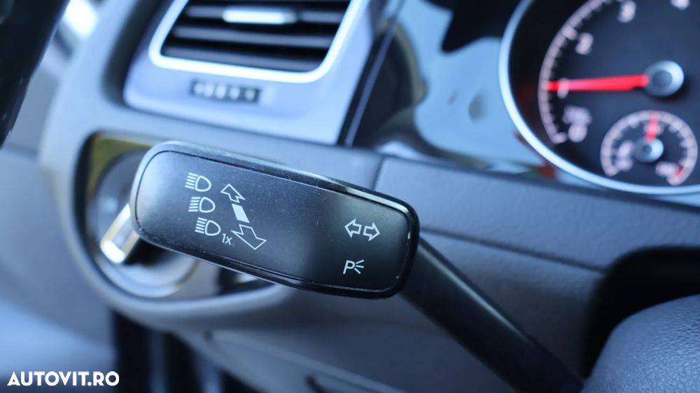 Volkswagen Golf 1.5 TSI ACT DSG Sound - 17