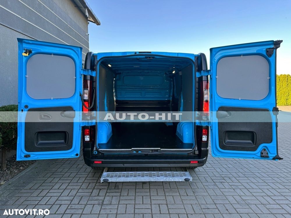 Renault Trafic - 8