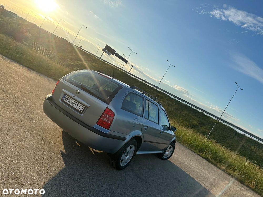 Skoda Octavia 1.9 TDI Ambiente - 4
