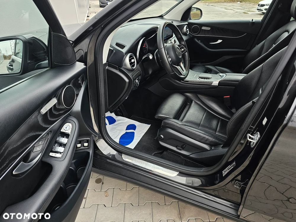 Mercedes-Benz GLC 220 d 4Matic 9G-TRONIC - 26