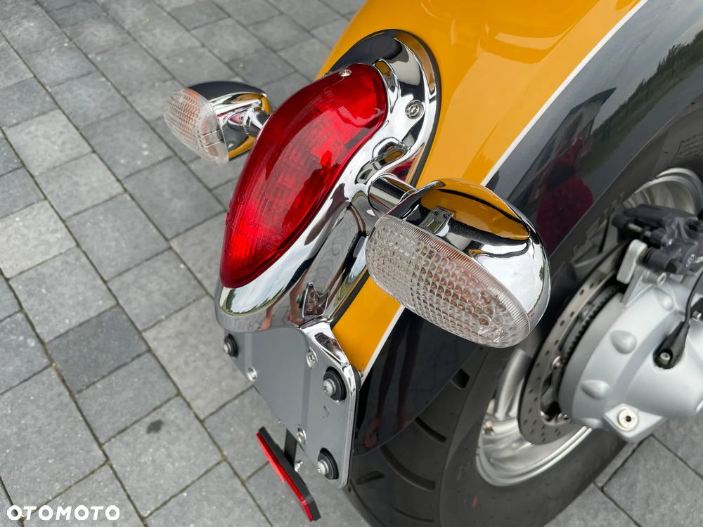 BMW R - 19