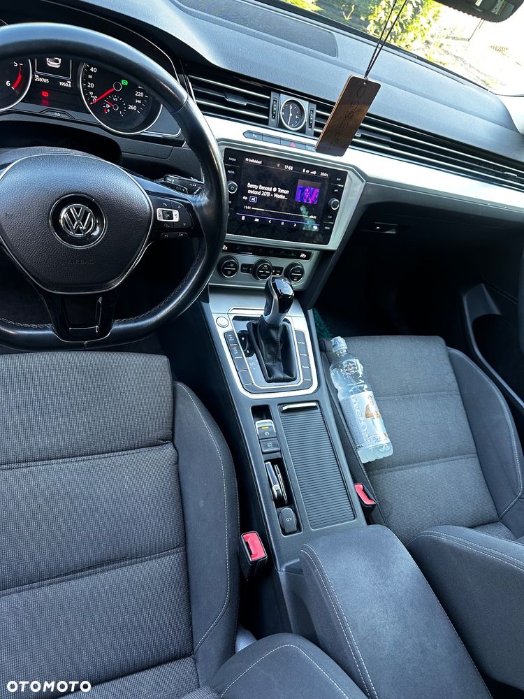 Volkswagen Passat 2.0 TDI BMT Comfortline DSG - 13