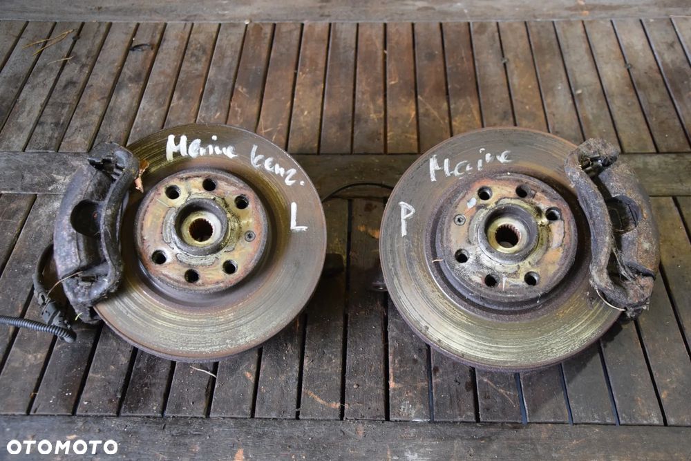 Opel Meriva A 1.4 1.6 Zwrotnica prawa lewa - 1