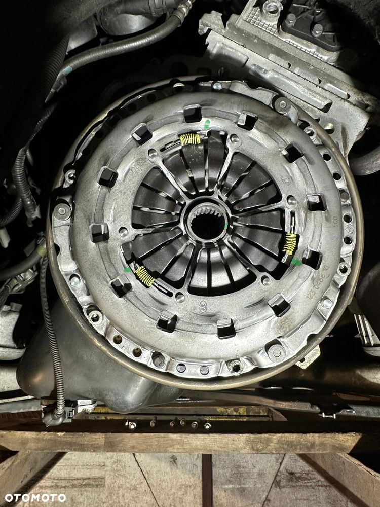 BMW Seria 3 318i - 13