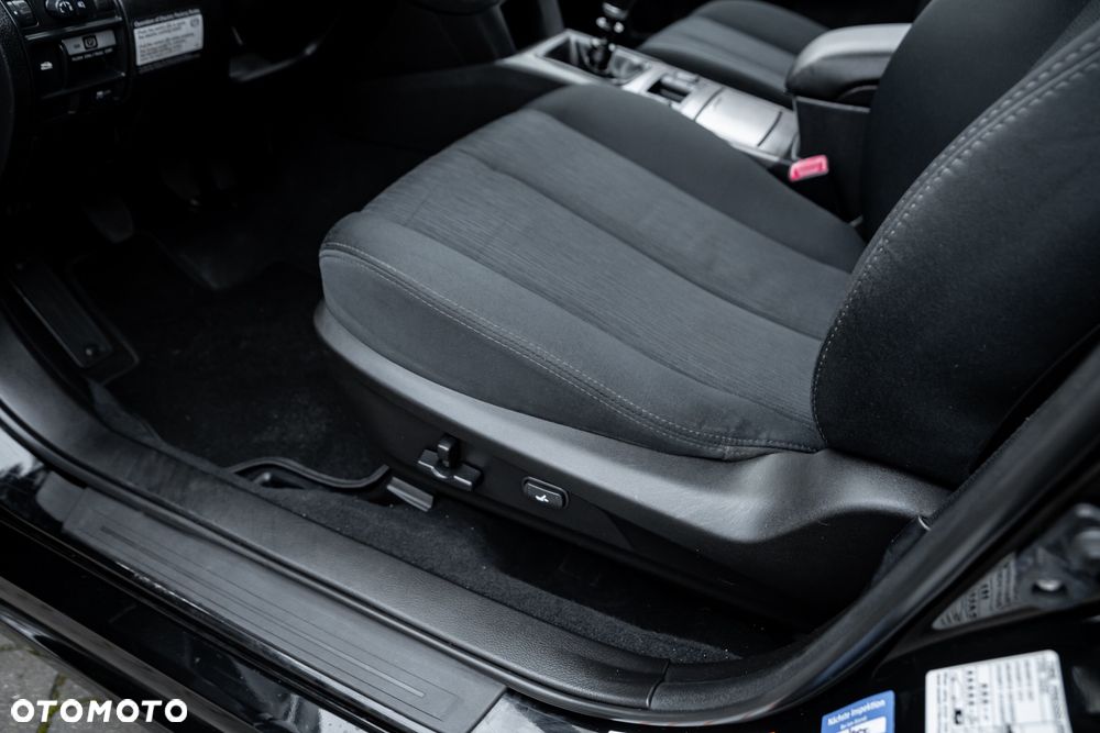 Subaru Legacy 2.0R Comfort - 21