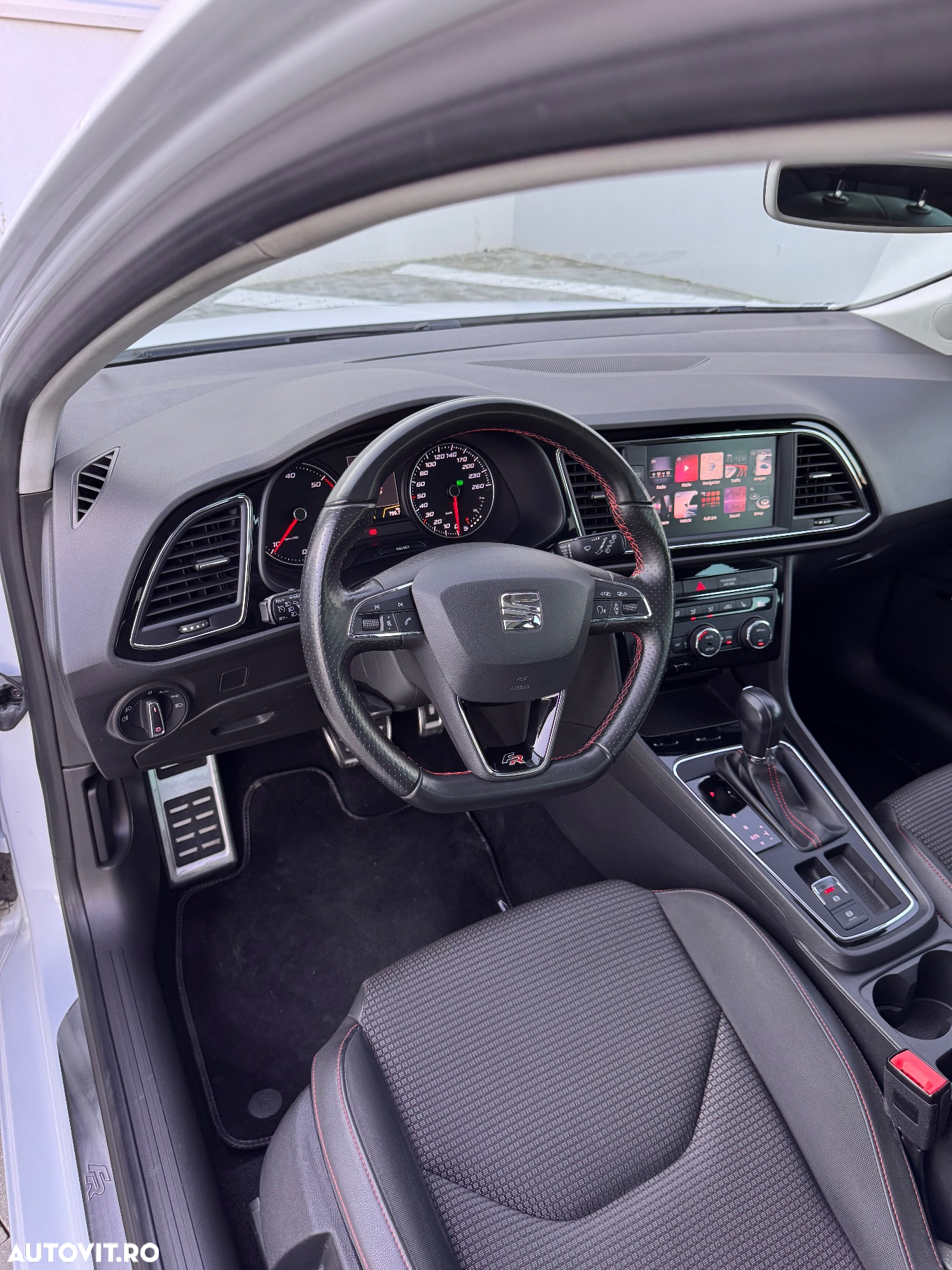 Seat Leon ST 2.0 TDI DPF DSG FR - 7