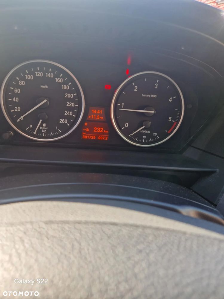 BMW Seria 5 520d - 15