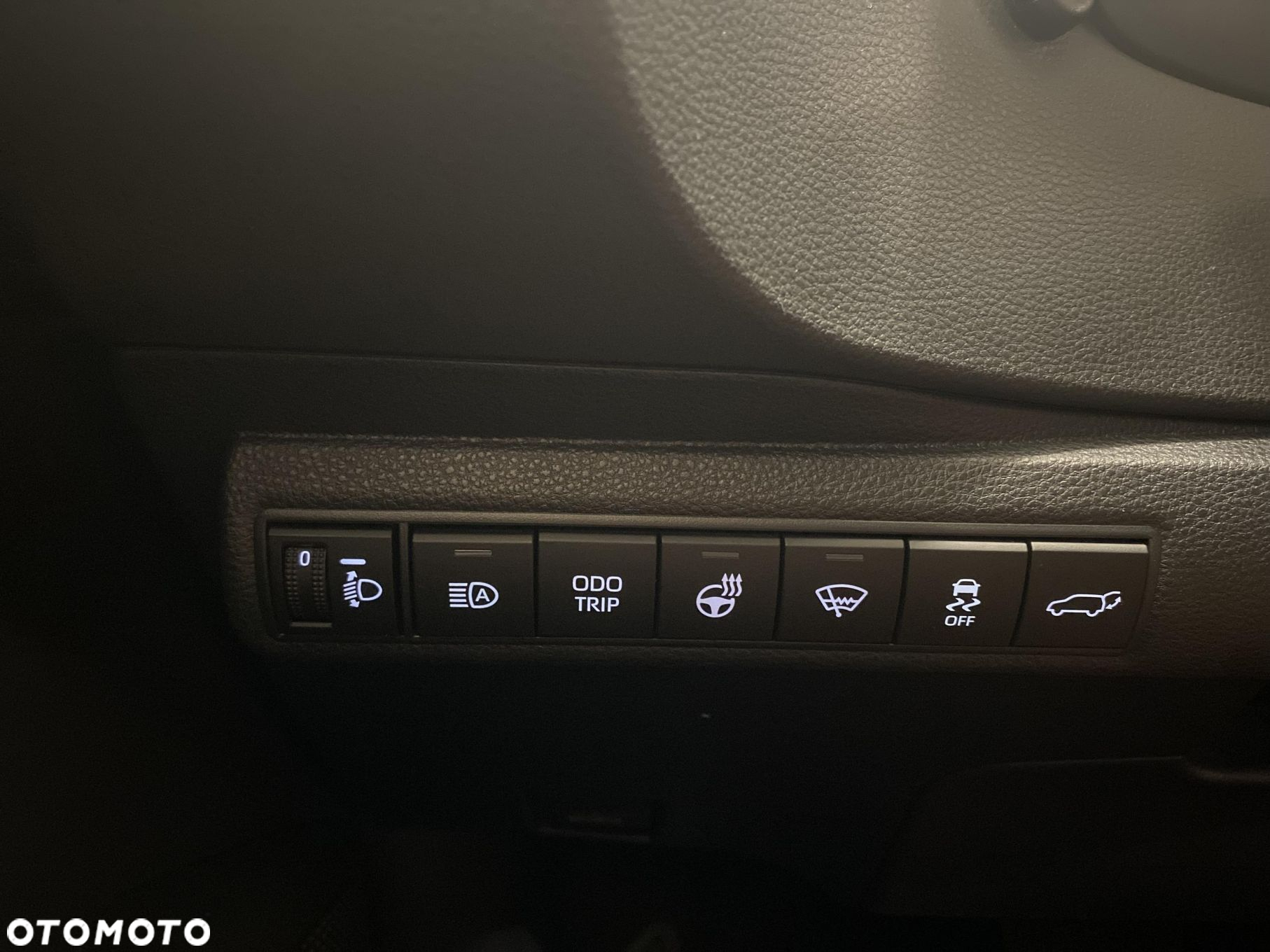 Toyota Corolla 1.8 Hybrid GR Sport Dynamic - 18