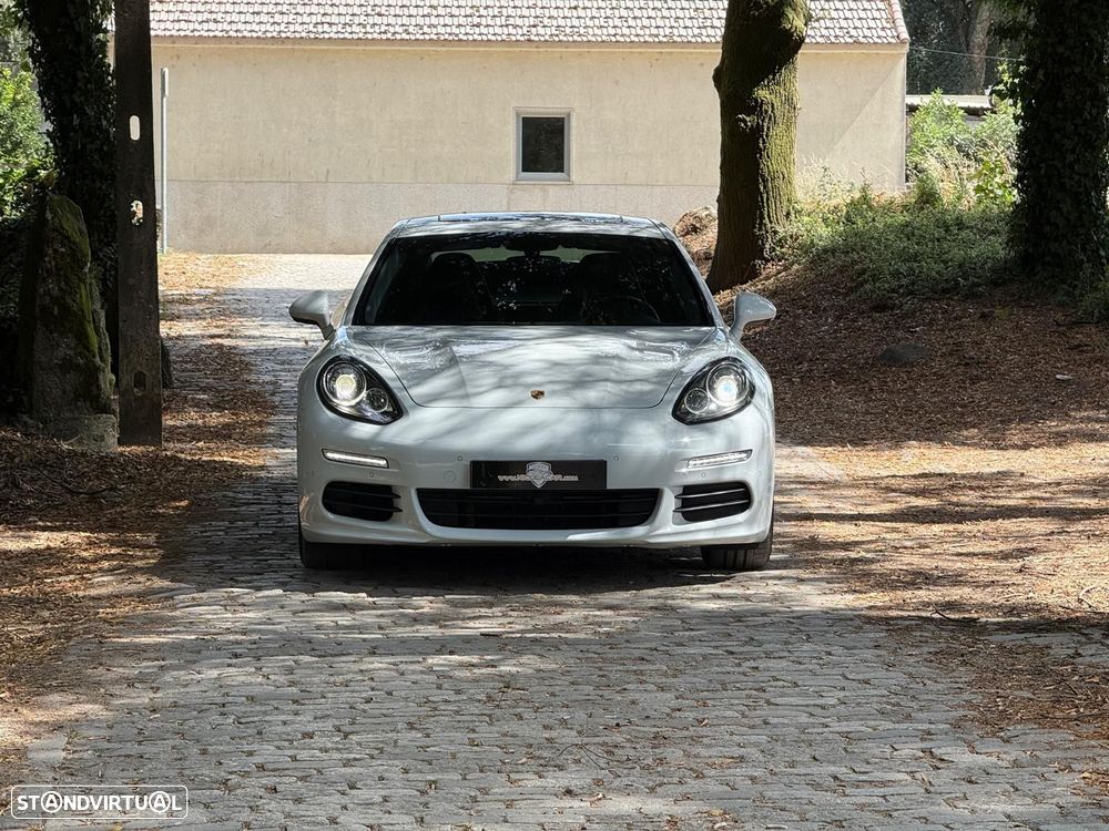 Porsche Panamera - 34