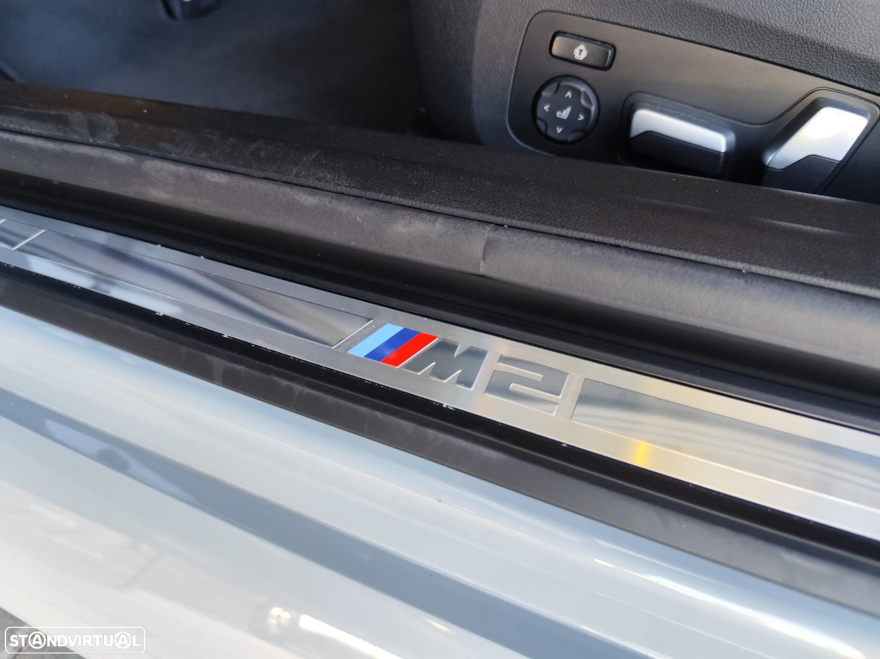BMW M2 Auto - 38