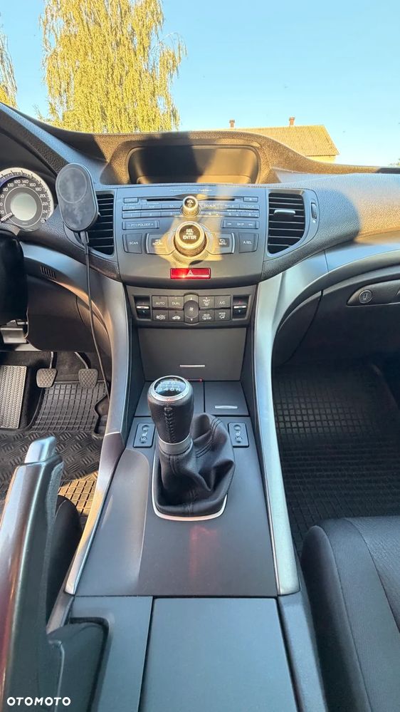Honda Accord 2.0 Elegance - 15