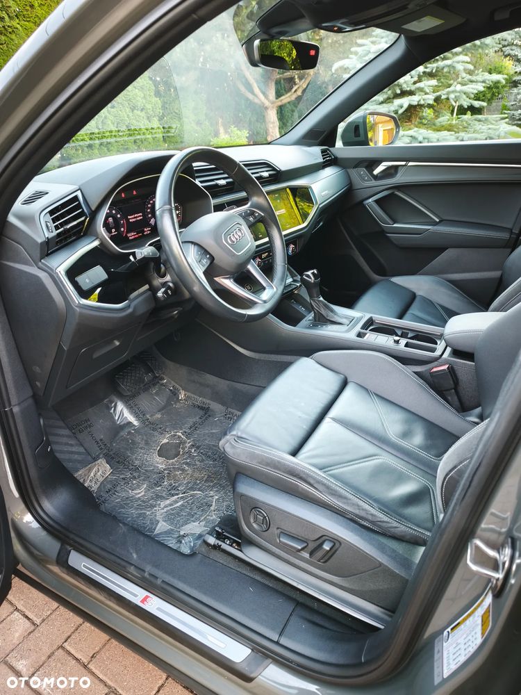 Audi Q3 - 11
