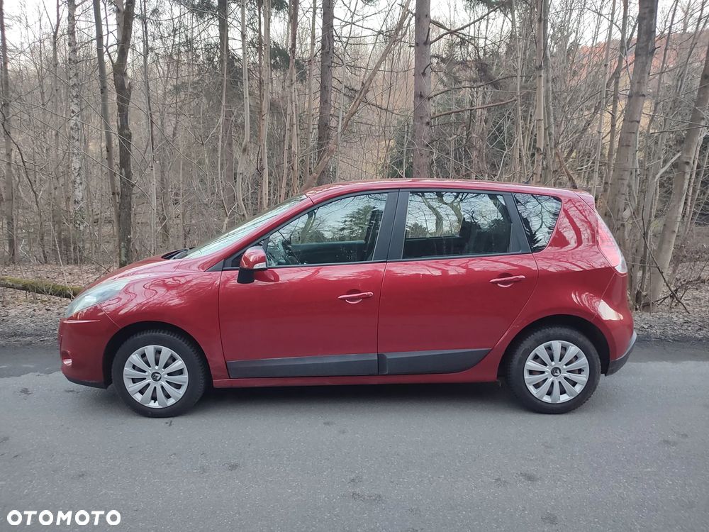 Renault Scenic 1.6 16V 110 Authentique - 10