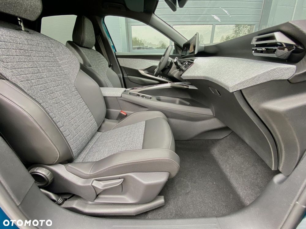 Peugeot 3008 1.2 PureTech mHEV Allure e-DCS6 - 14