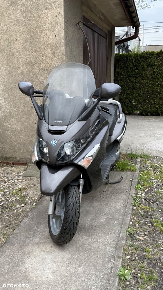 Piaggio Xevo - 1
