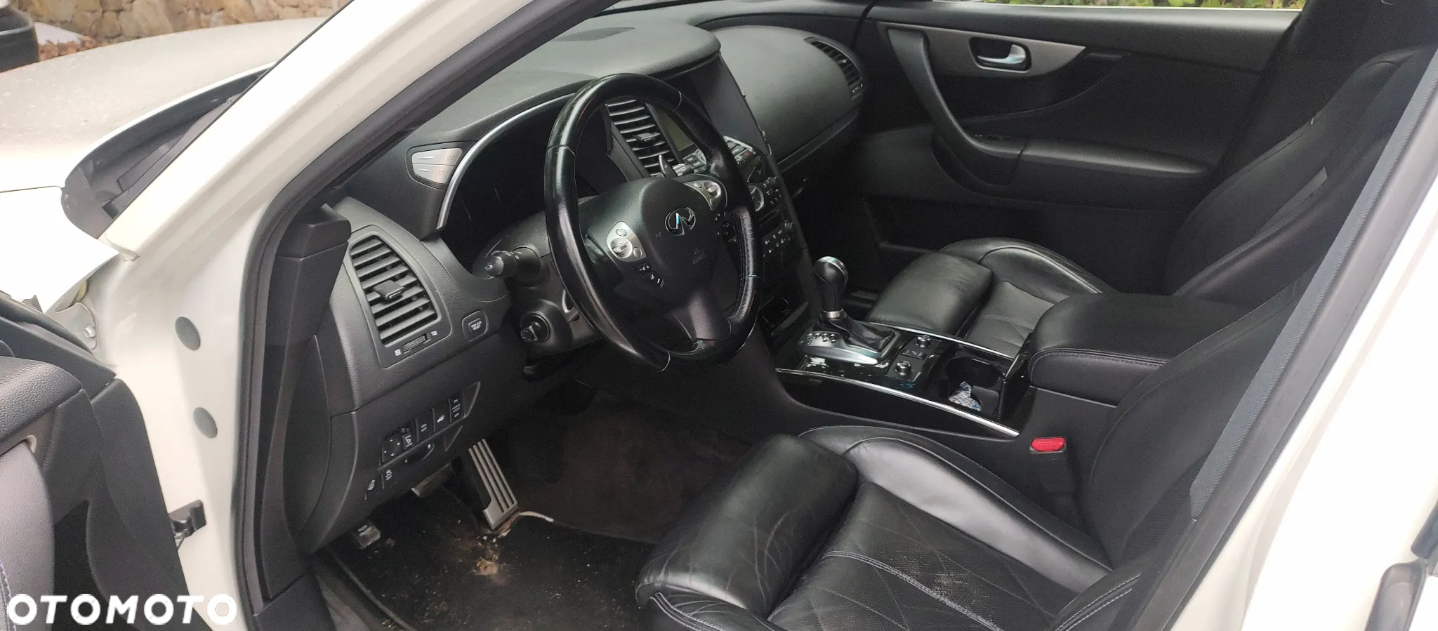 Infiniti QX70 3.0d S Premium - 7