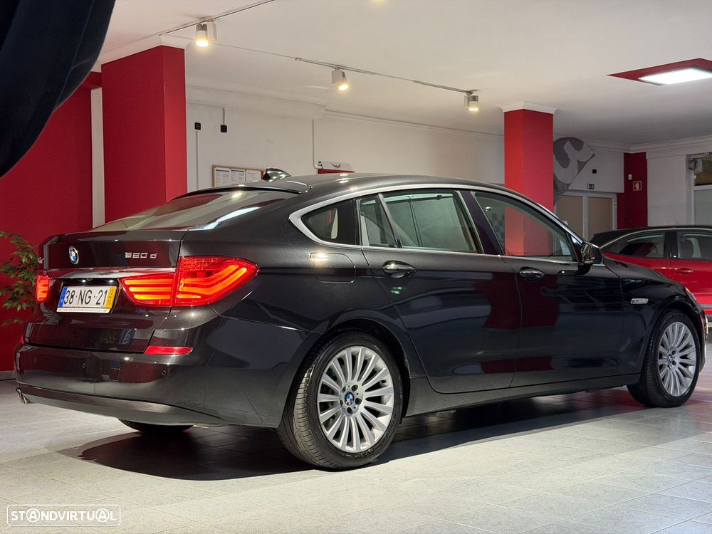 BMW 520 Gran Turismo d Line Luxury - 14