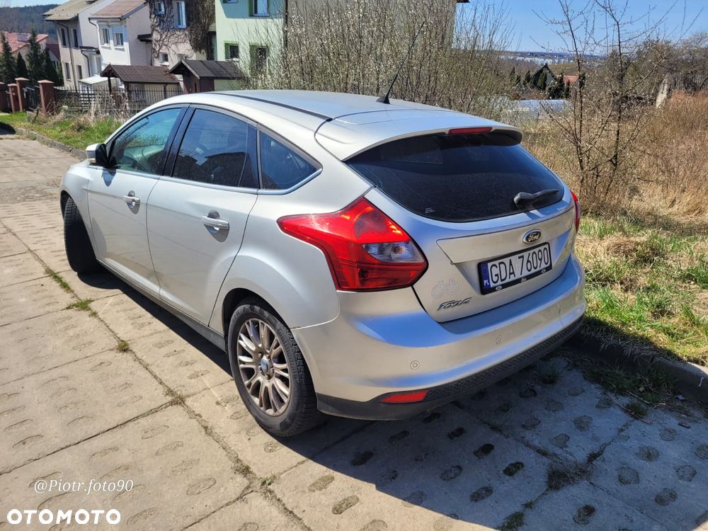 Ford Focus 2011 photo 3
