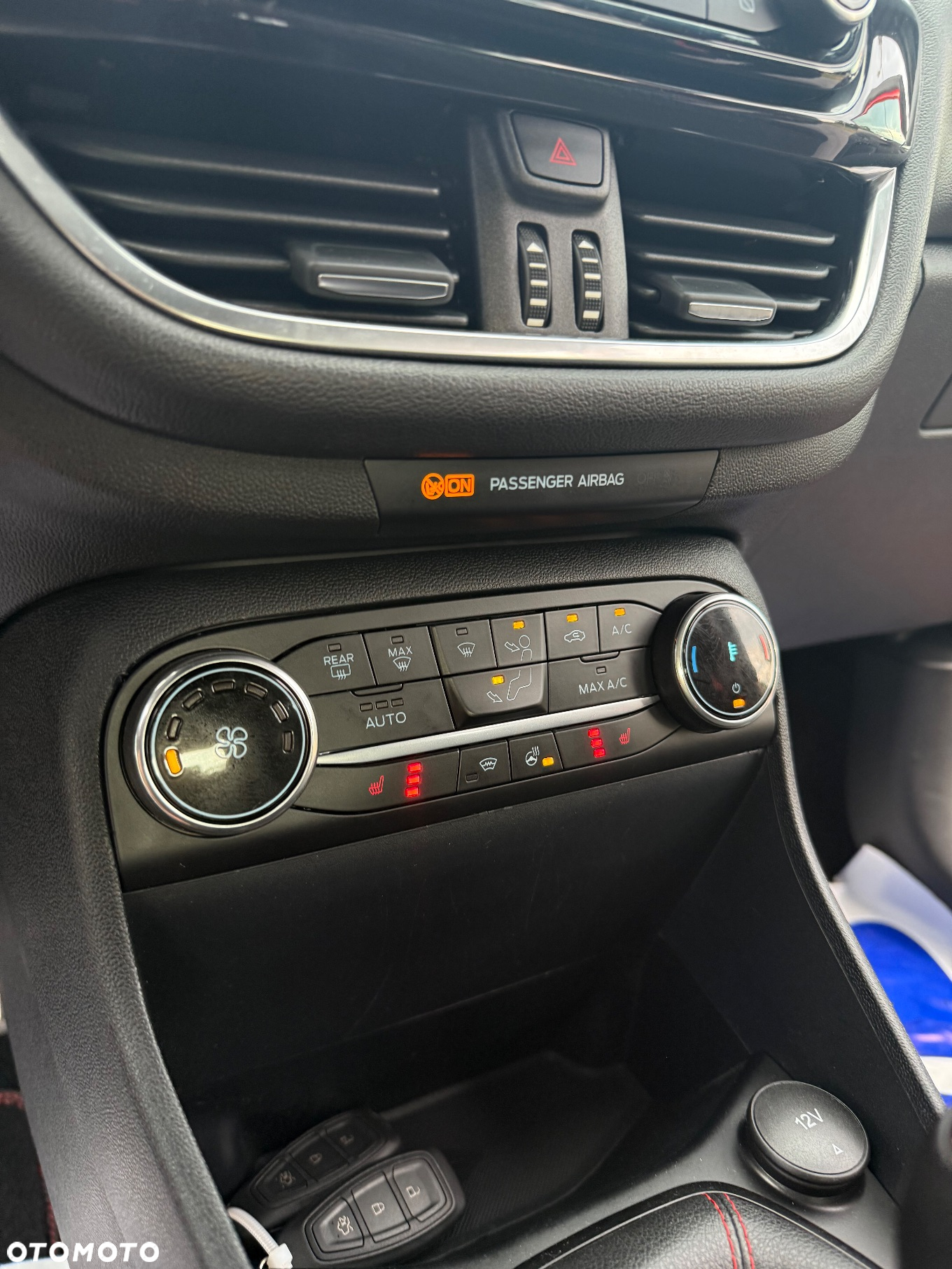 Ford Fiesta 1.0 EcoBoost S&S ST-LINE - 17