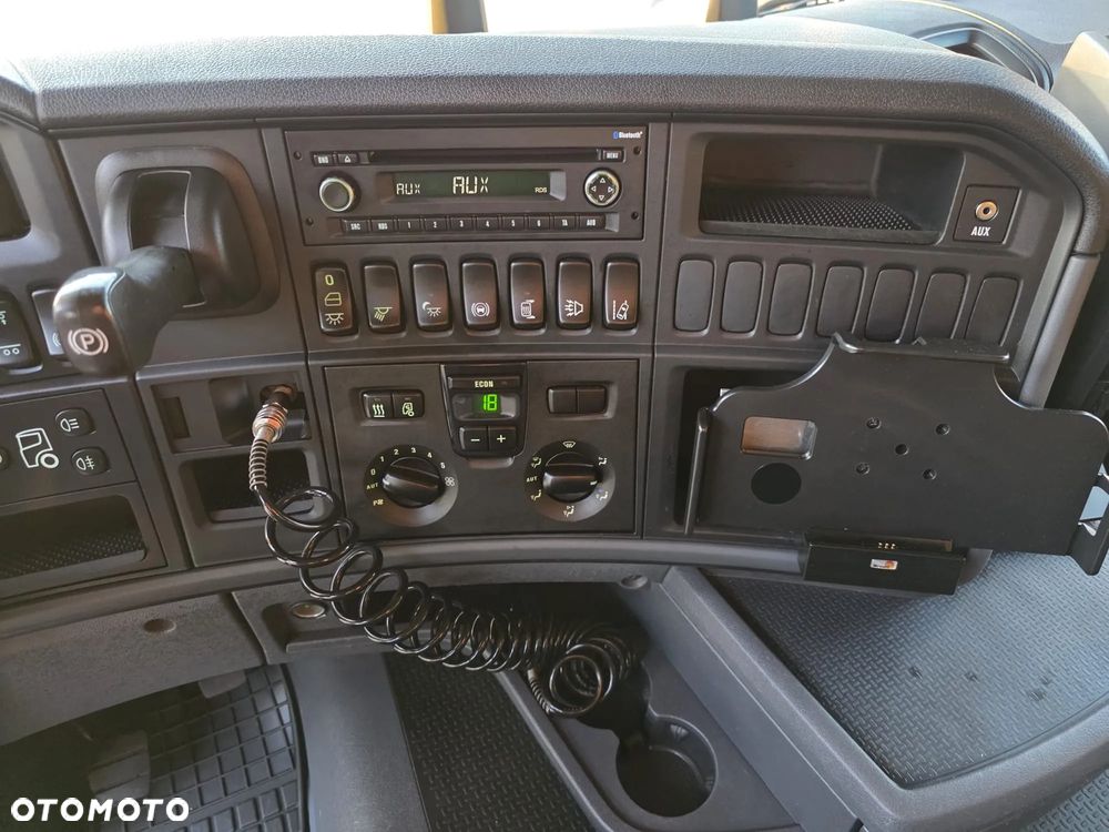 Scania G360 / BURTO-FIRANKA / 3 OSIE / WINDA / 20PALET / E6 / SYPIALNA KABINA / SPROWADZONY / JAK NOWA  PRZEBIEG 490TYŚ / ŁADOWNOŚĆ 14500KG / - 25