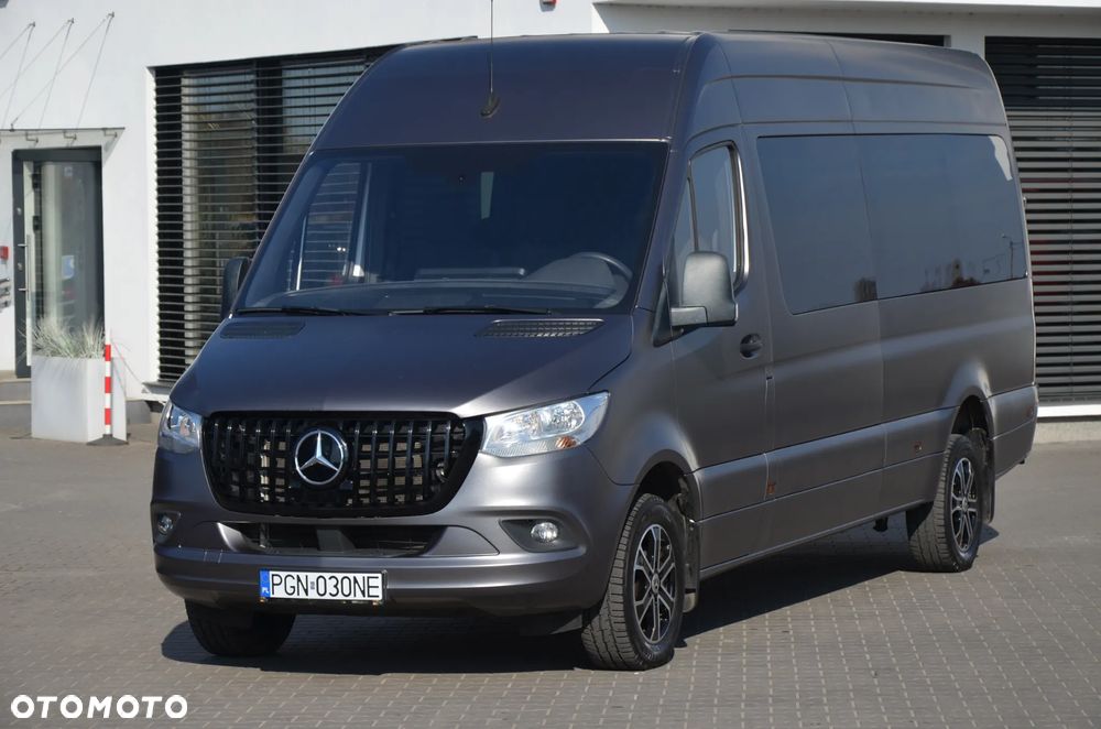 Mercedes-Benz Sprinter - 1