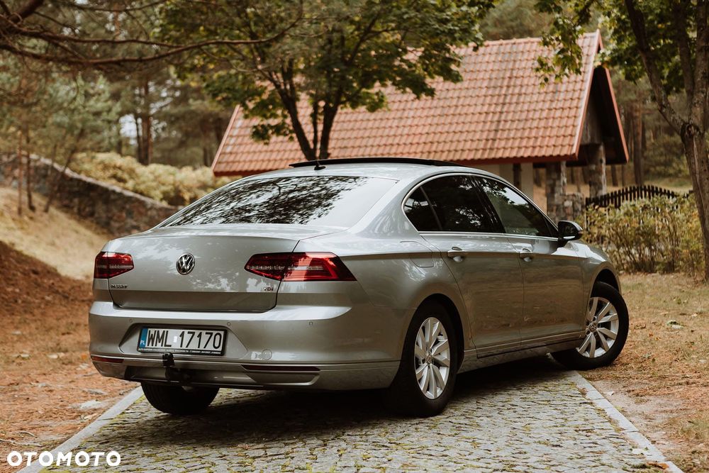 Volkswagen Passat 1.6 TDI (BlueMotion Technology) DSG Comfortline - 8