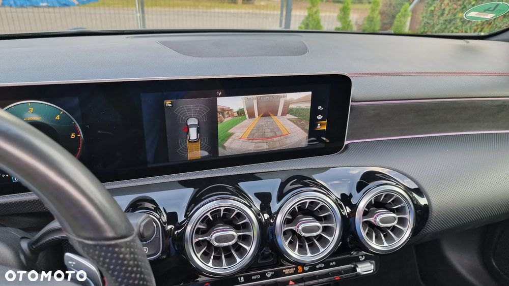Mercedes-Benz CLA 200 d 8G-DCT AMG Line - 26