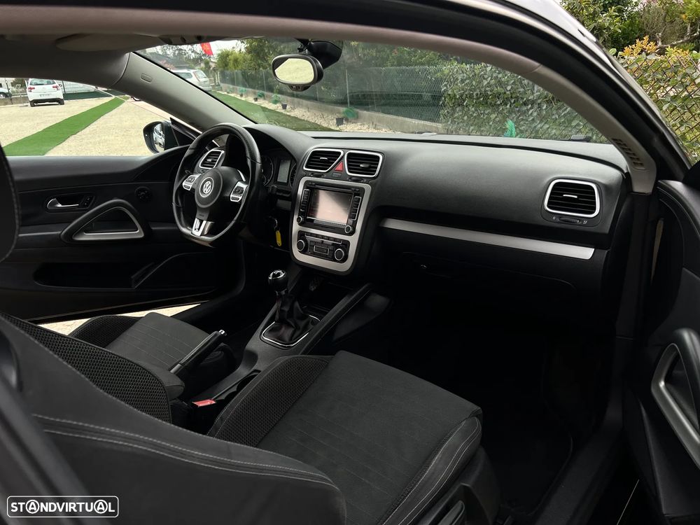 VW Scirocco 2.0 TDI Sport - 19