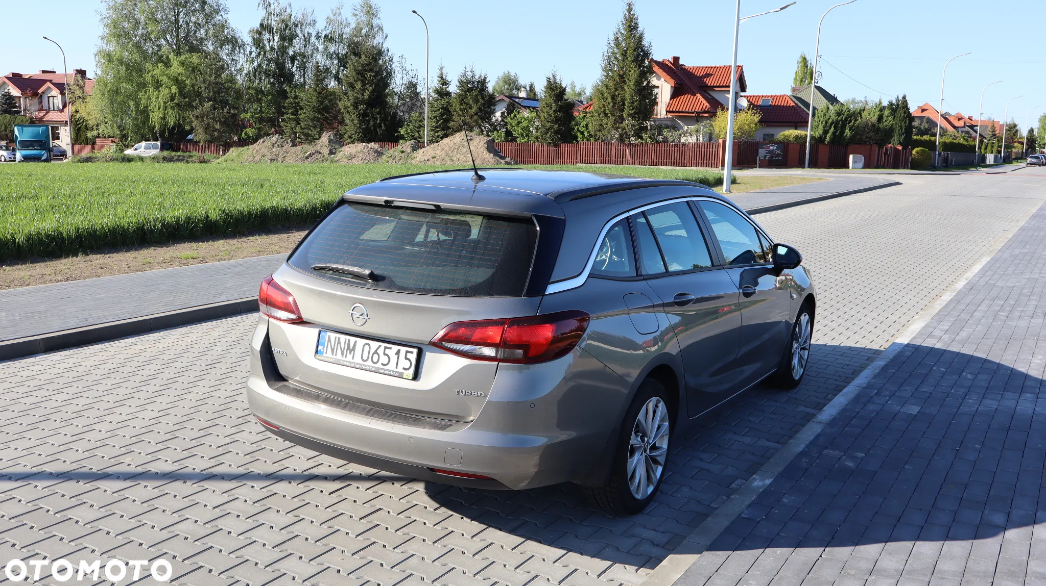 Opel Astra V 1.4 T Enjoy - 4