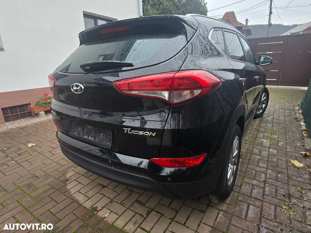 Hyundai Tucson blue 1.7 CRDi 2WD DCT Premium - 4