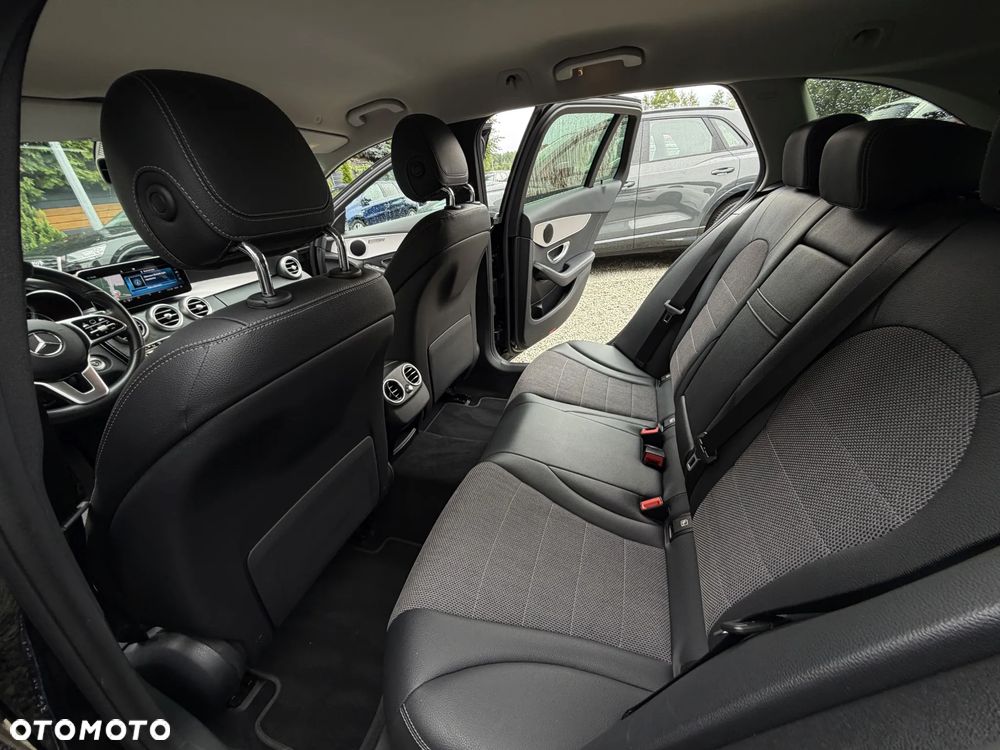 Mercedes-Benz Klasa C 220 d 9G-TRONIC - 20