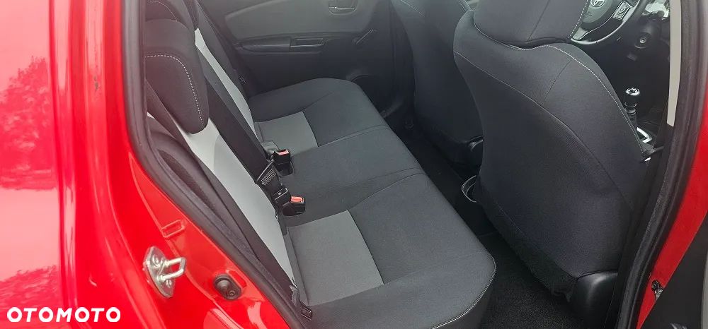 Toyota Yaris 1.5 Premium - 16