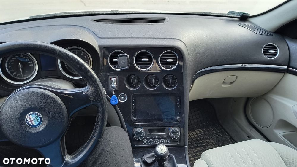 Alfa Romeo 159 - 6