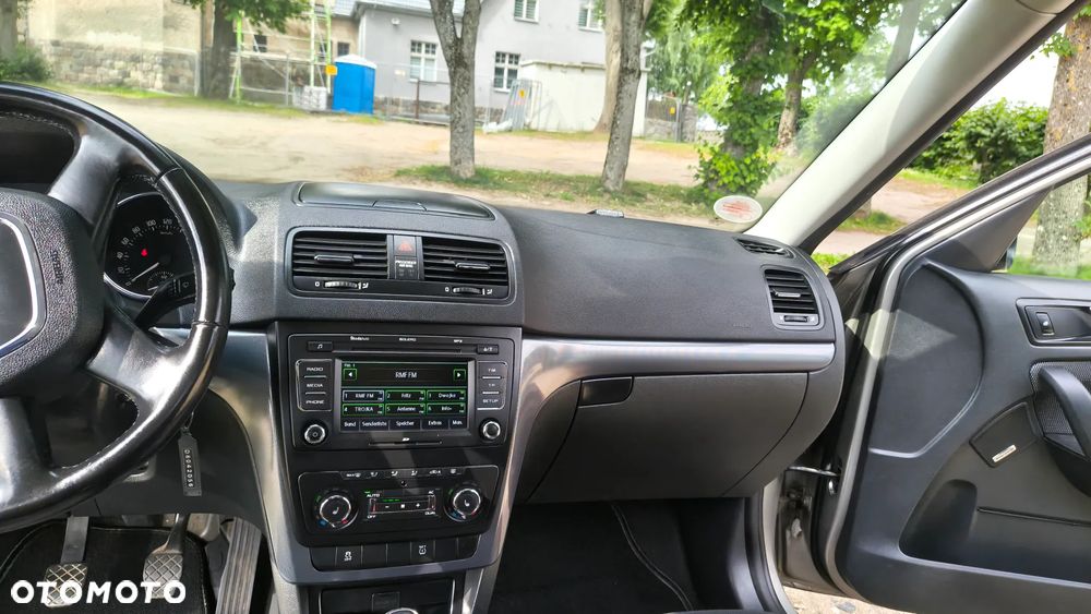 Skoda Yeti 2.0 TDI Ambition Green tec PLUS EDITION - 24