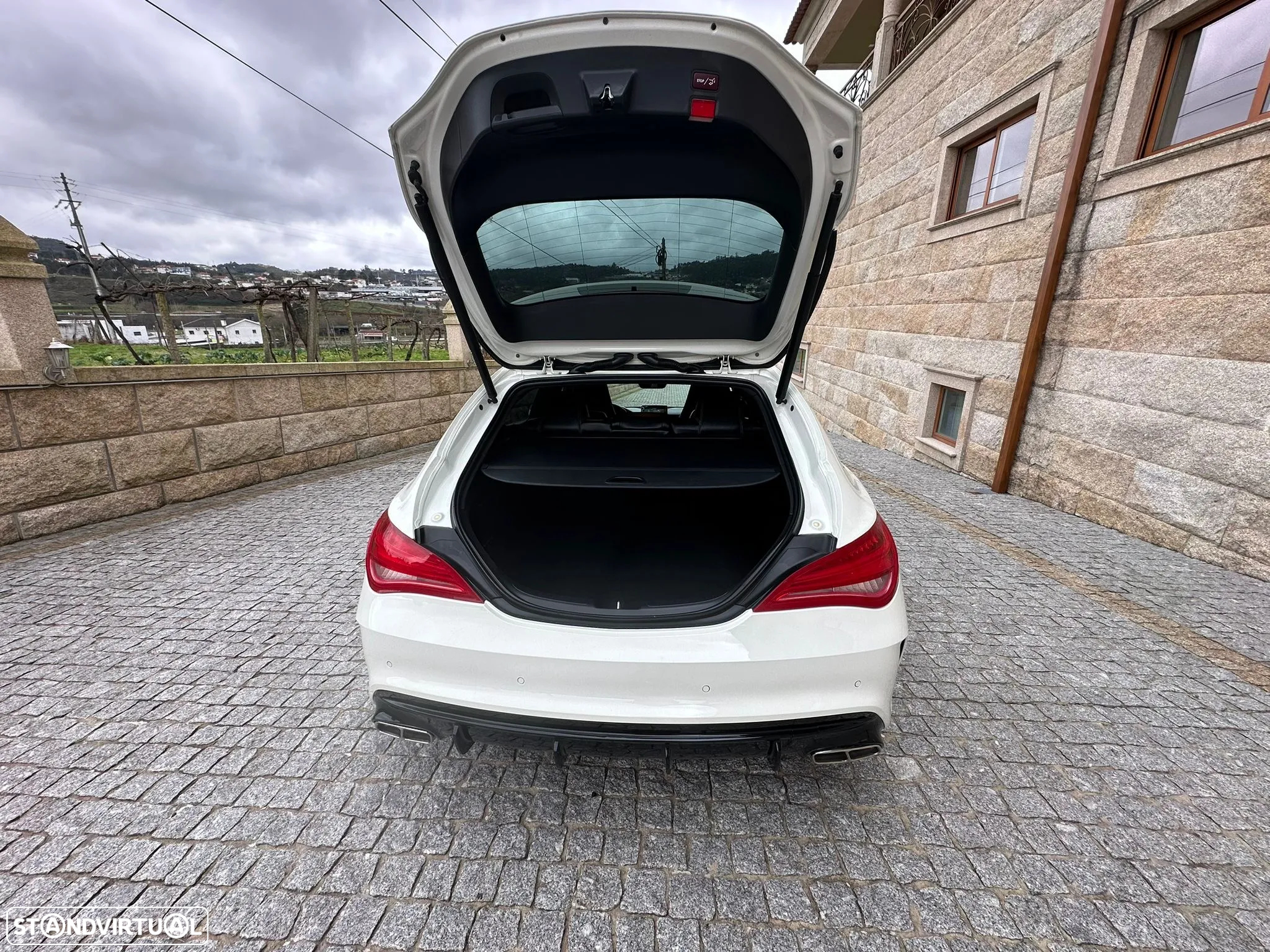 Mercedes-Benz CLA 200 - 6