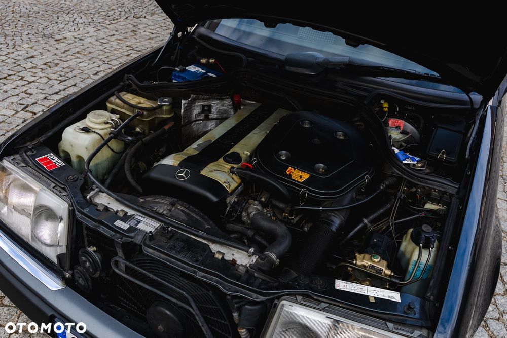 Mercedes-Benz W124 (1984-1993) - 14