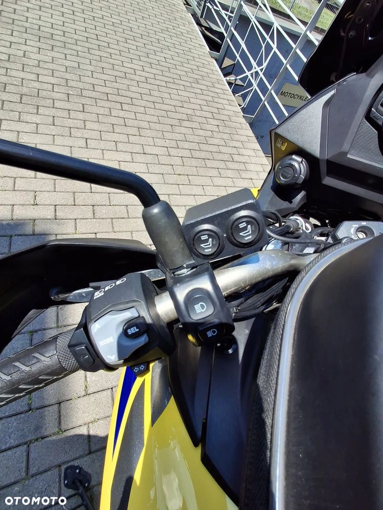 Suzuki V-STROM - 6