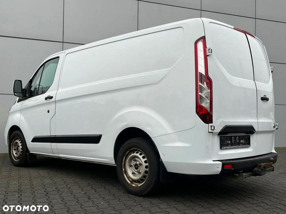 Ford Transit Custom - 10