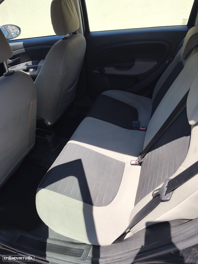 Fiat Grande Punto 1.2 Active 280 - 7