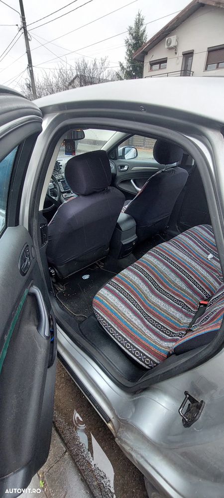 Ford Mondeo 2.0 TDCi Titanium - 3