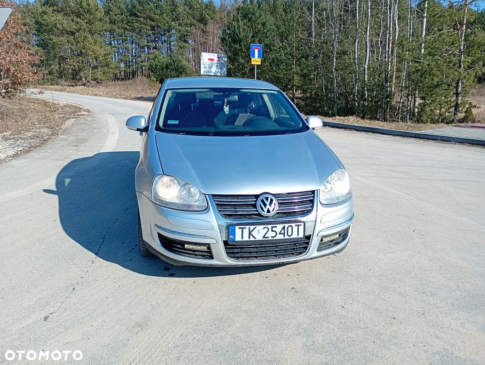 Volkswagen Jetta 1.9 TDI Comfortline - 1