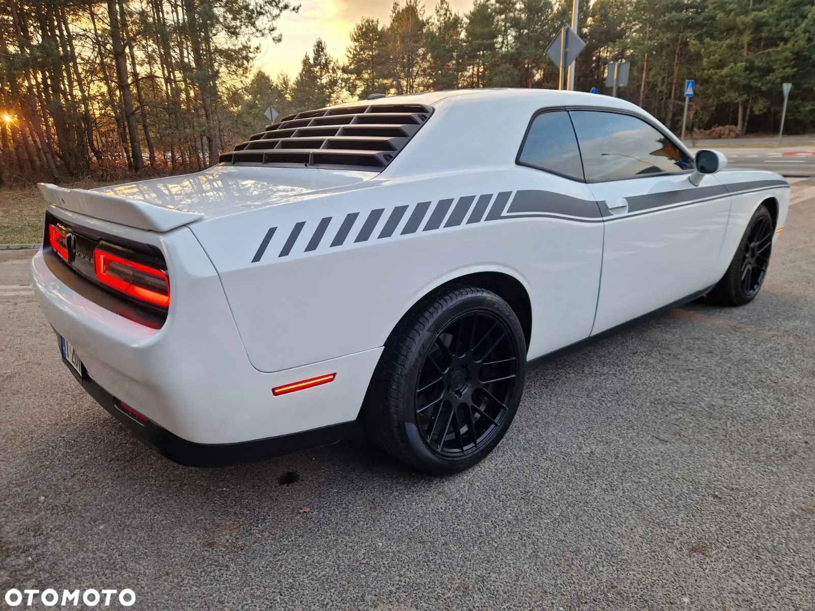Dodge Challenger 5.7 R/T - 3