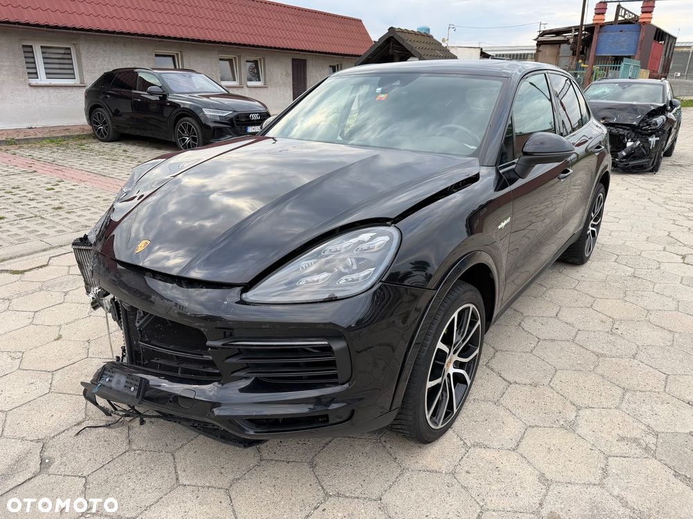Porsche Cayenne E-Hybrid Tiptronic S - 40