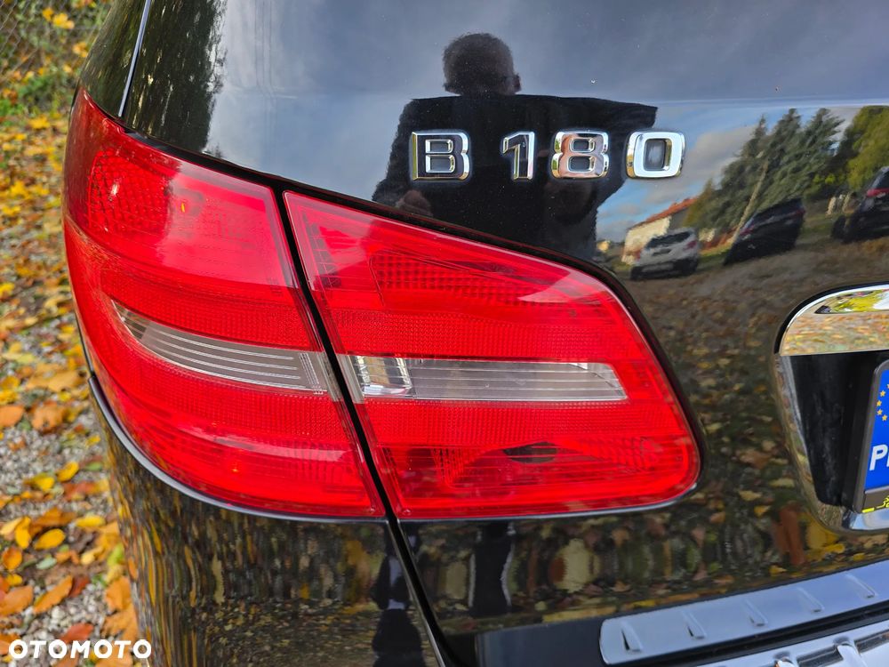 Mercedes-Benz Klasa B 180 BlueEFFICIENCY Edition - 13
