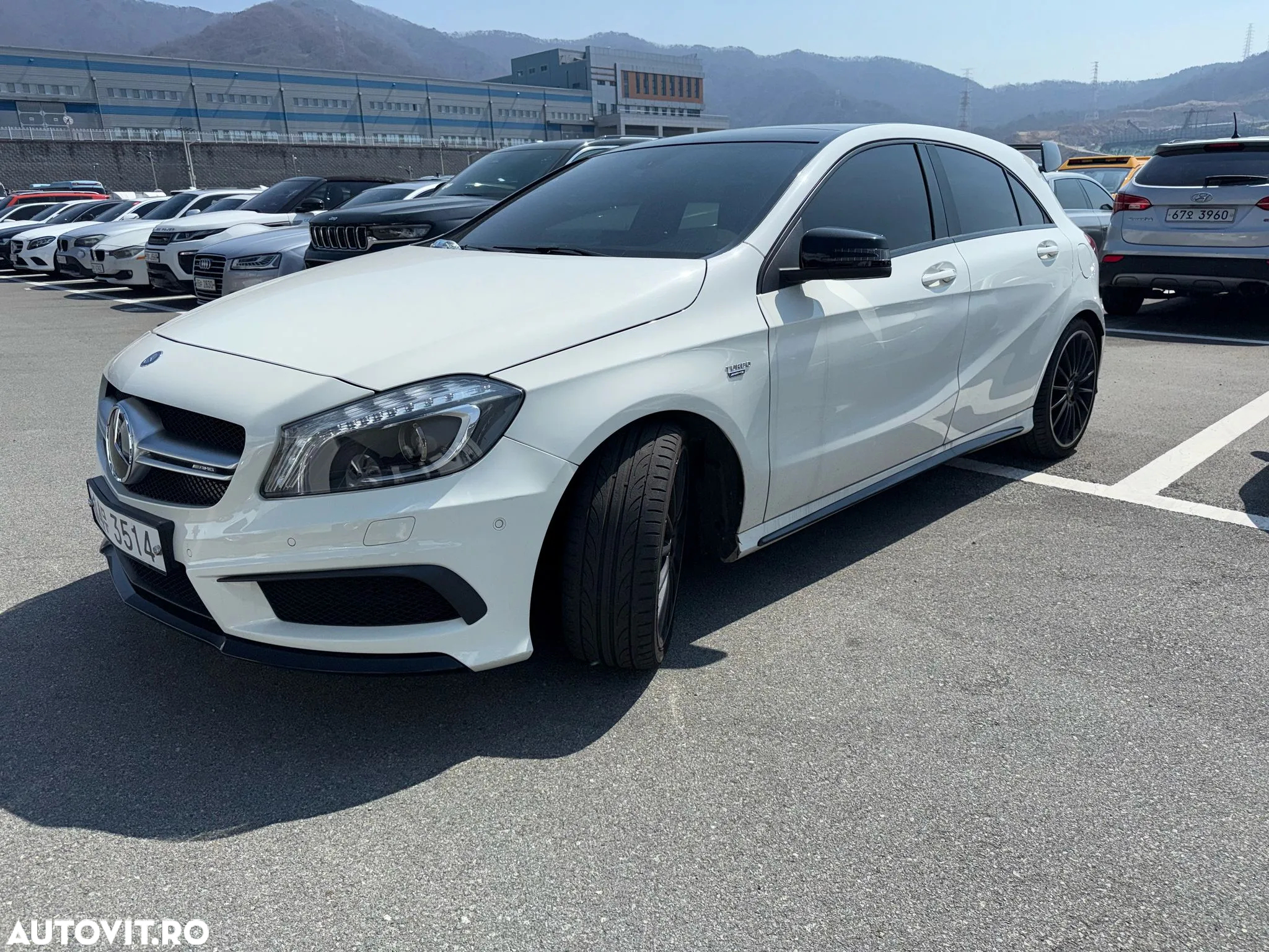 Mercedes-Benz A 45 AMG 4Matic AMG Speedshift 7G-DCT - 3