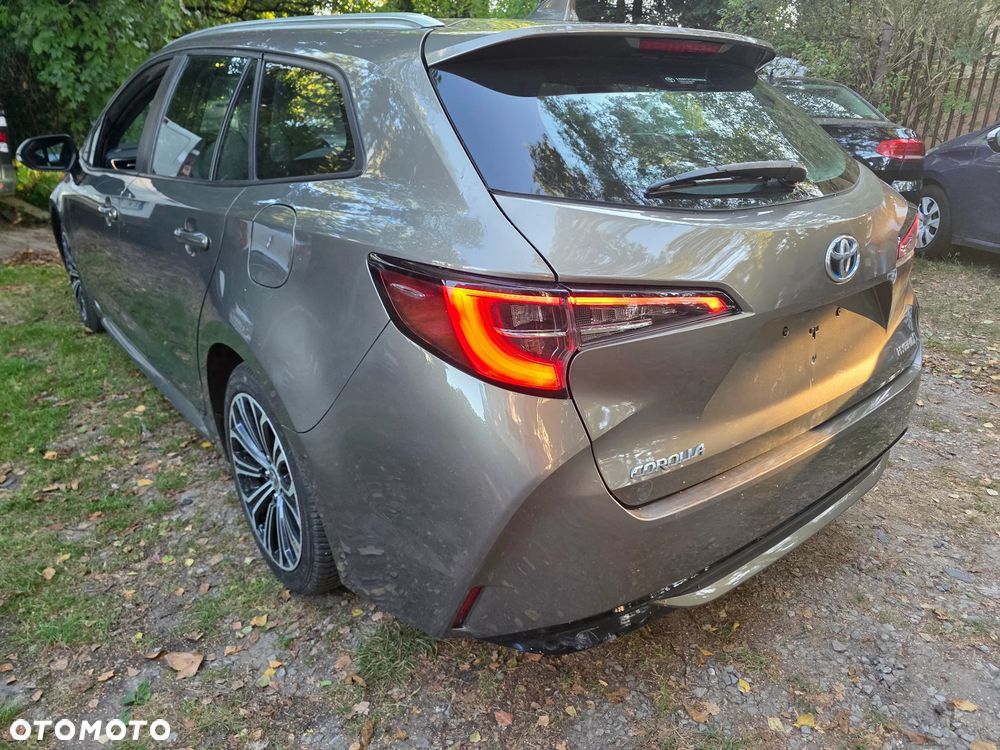 Toyota Corolla - 6