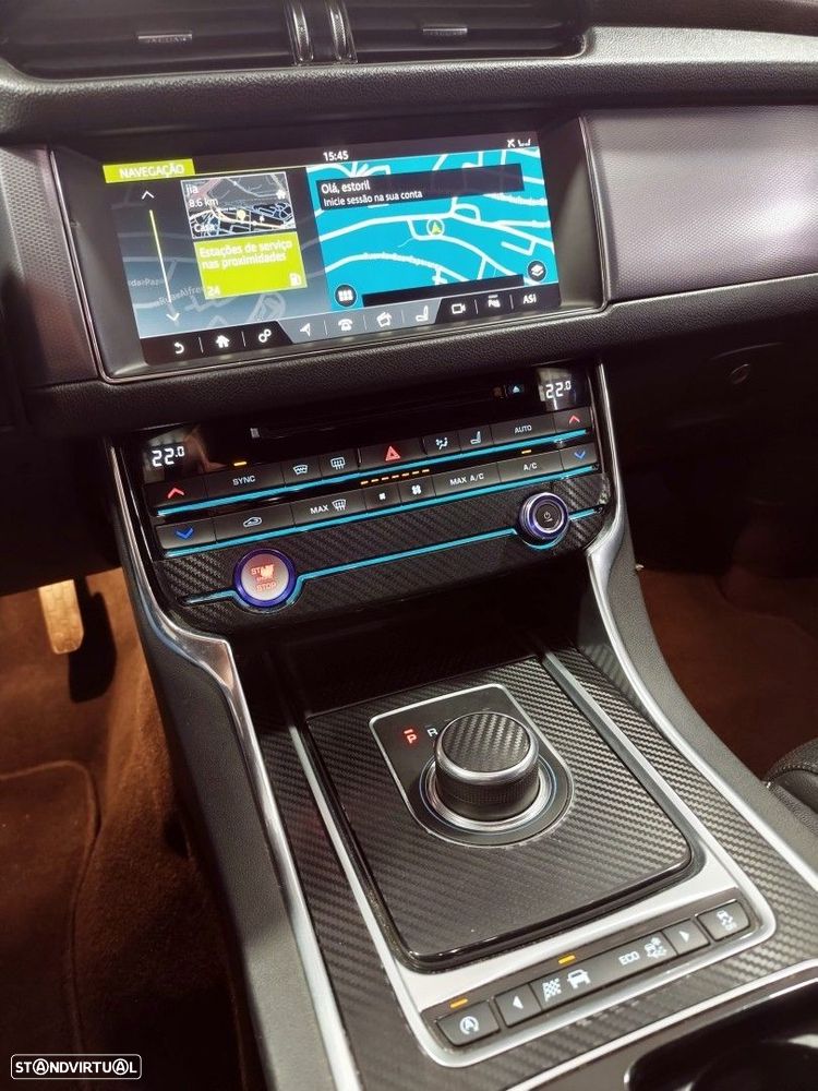 Jaguar XF 20d AWD Aut. R-Sport - 29