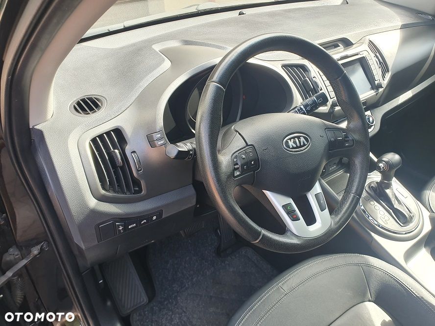 Kia Sportage 2.0 CRDI 4WD Automatik Fifa World Cup Edition - 19